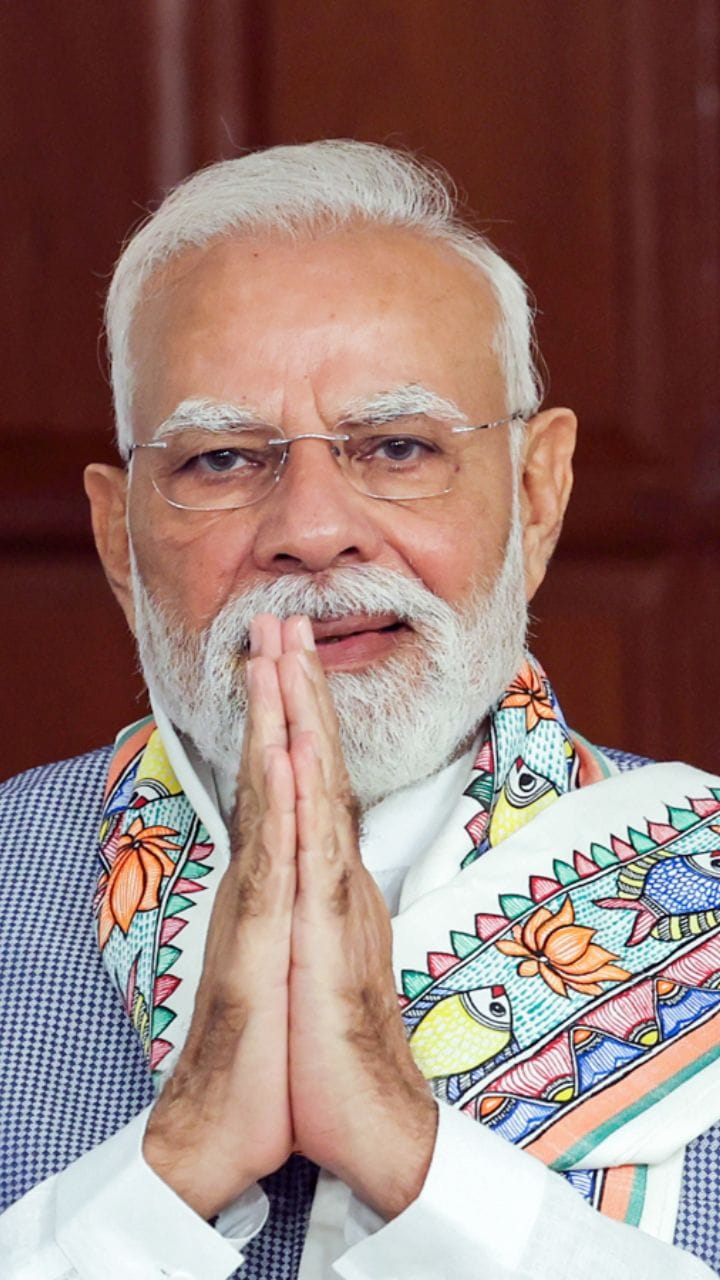 ঠাকুরবাড়িতে পুজো মোদীর