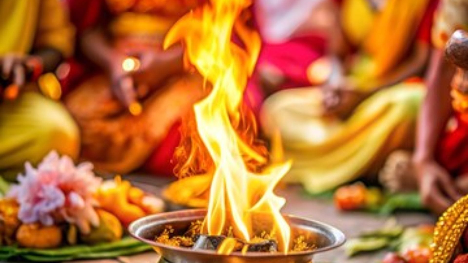 বাড়িতে গোল সলতের প্রদীপ জ্বালালে পরিবেশ শান্ত ও ইতিবাচক থাকে। দৈনন্দিন আরতি বা অখণ্ড প্রদীপের ক্ষেত্রে এই সলতে ব্যবহারের বিধান রয়েছে।