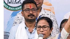 কৃষ্ণনগরের তৃণমূল প্রার্থী অভিনবর মনোনয়ন বাতিল! কেন?
