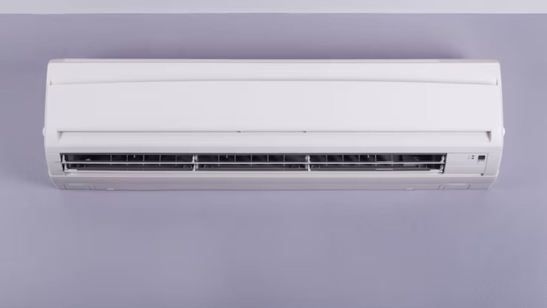   শরীরের স্বাভাবিক তাপমাত্রা নিয়ন্ত্রণ ক্ষমতা কমে গেলে সামান্য গরম বা আবহাওয়ার পরিবর্তনে শরীর দ্রুত অসুস্থ হয়ে পড়ে, যার ফলে শ্বাসকষ্ট বা ফিজিক্যাল স্ট্রেস বাড়তে পারে। Photo: Freepik