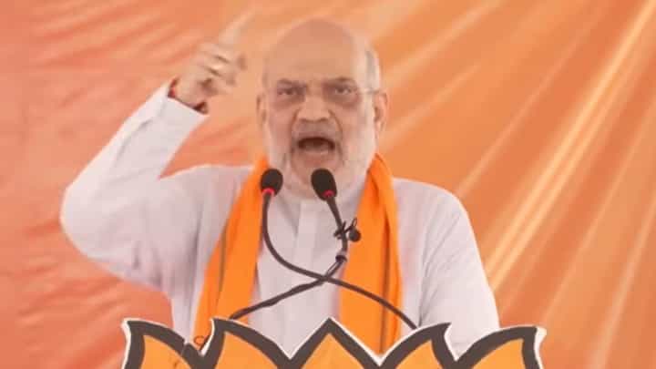 Amit Shah Malda Rally: 'কাটমানি নিলে উল্টো ঝুলিয়ে সোজা করা হবে', হুঙ্কার শাহর Amit Shah Malda Rally: 'কাটমানি নিলে উল্টো ঝুলিয়ে সোজা করা হবে', হুঙ্কার শাহর