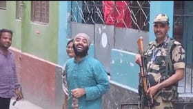 ভোট দিয়ে বেরিয়েই হাসতে হাসতে অরিজিৎ বলেই ফেললেন...