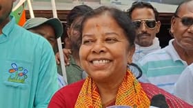 'আমার লড়াই আমার সঙ্গে', মনোনয়ন জমা দিয়ে বললেন অসীমা