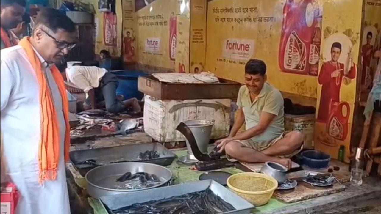 মুখ্যমন্ত্রীর আর কিছু বলার নেই তাই মানুষকে বিভ্রান্ত করতে এসব বলছেন।