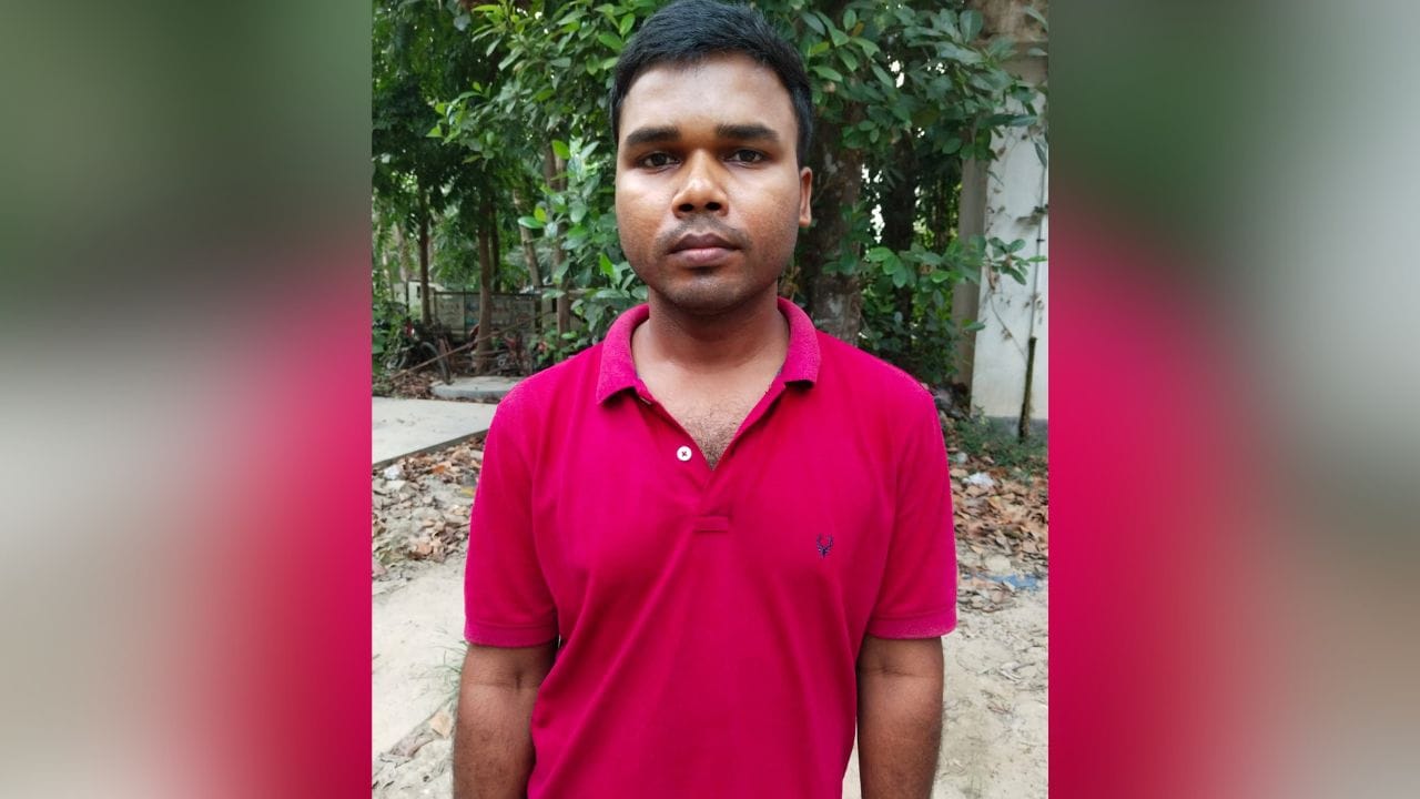 ভোটের আগে শাড়ি-টাকা বিলি? BLO গ্রেফতার বাগদায়