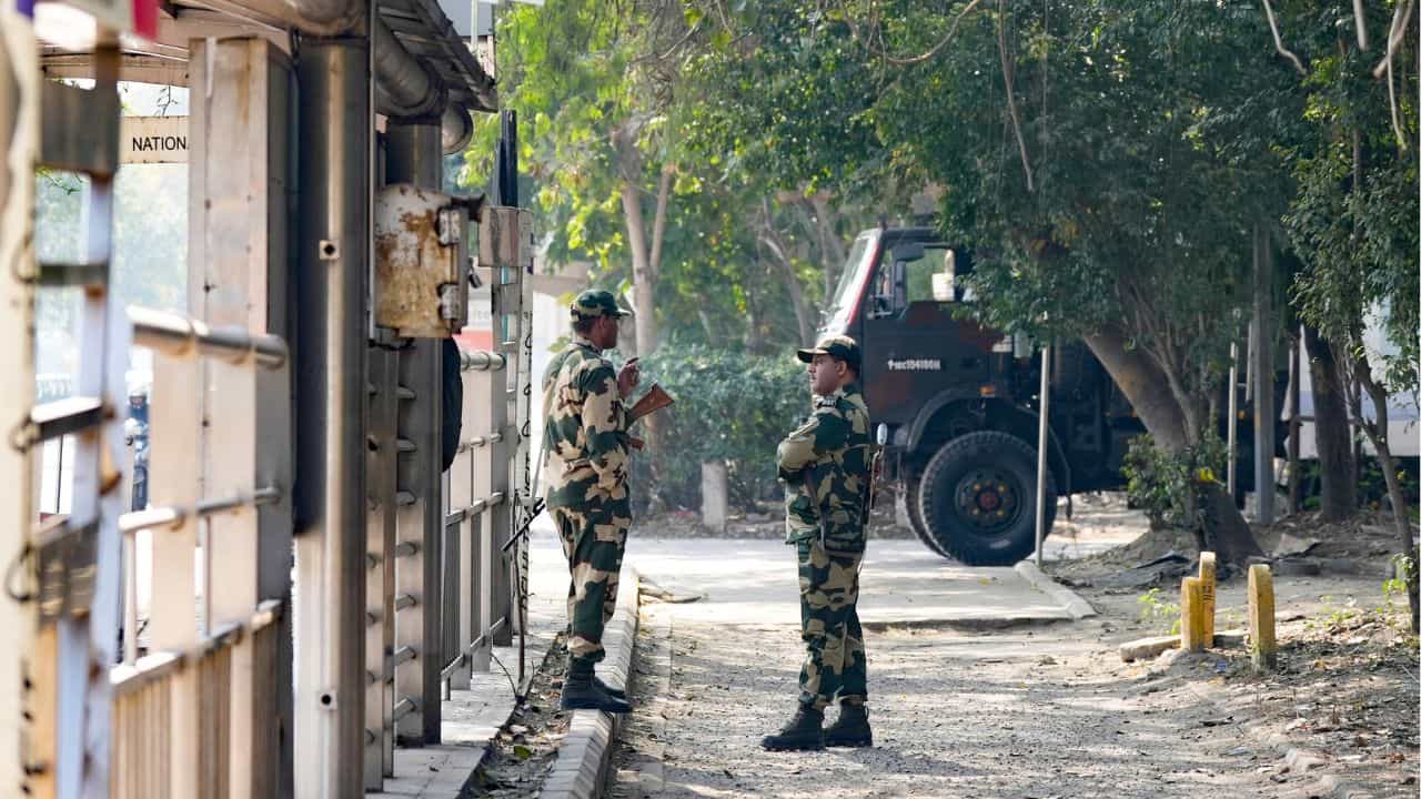 BSF Land Transfer: মমতা কত একর জমি আটকে রেখেছিলেন? ক্ষমতায় এসেই সব দিয়ে দিলেন শুভেন্দু