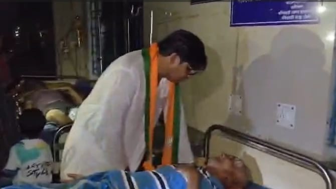 বিজেপির মিছিলে যোগ দিয়েছিলেন, রাতেই আক্রান্ত বাবা-ছেলে