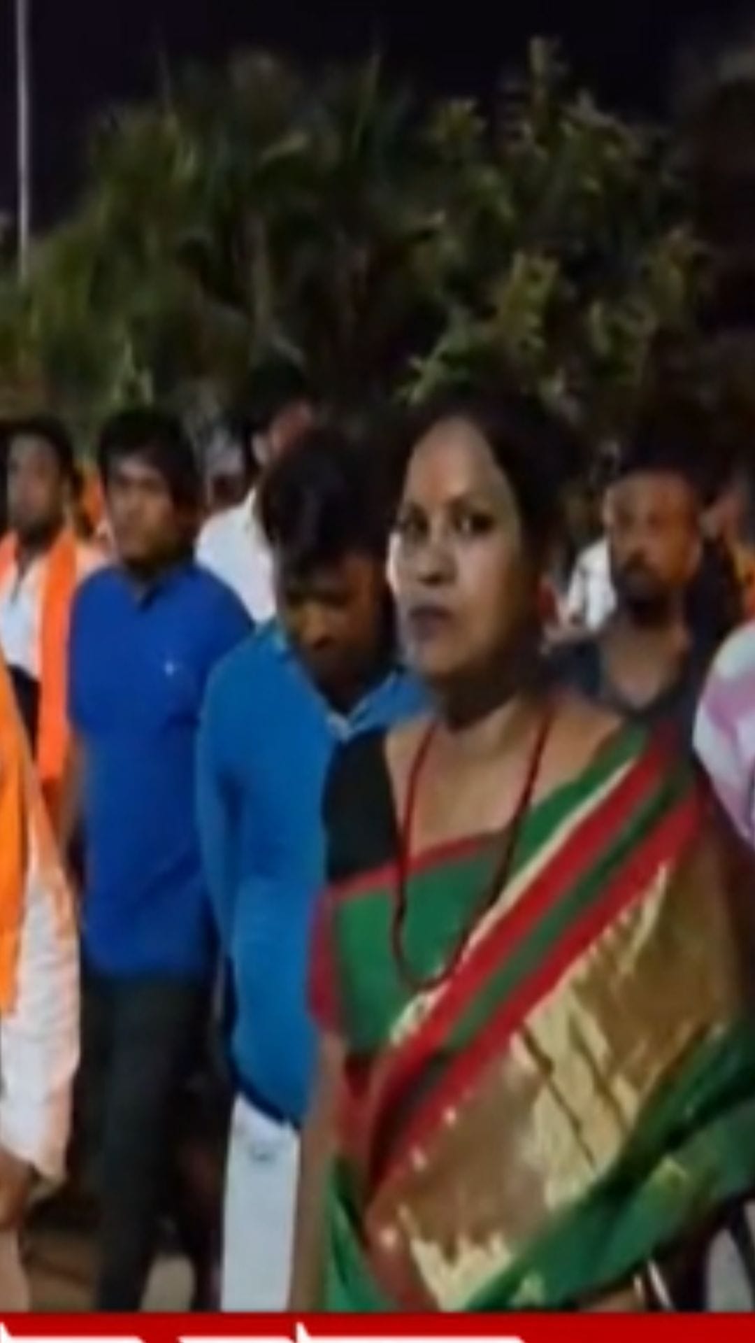 দিদি BJP করে, তাই মার খেল ভাই?