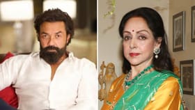 ধর্মেন্দ্রর মৃত্যুর পর হেমার কাছাকাছি ববি দেওল