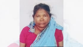 ভোটার তালিকা থেকে নাম 'বাদ', আতঙ্কে 'মৃত্যু' বৃদ্ধার