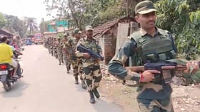 প্রথম দফায় কত কম্পানি কেন্দ্রীয় বাহিনী থাকছে? কোন জেলায় কত জেনে নিন