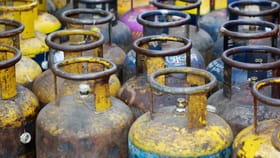 ফের বাড়ল গ্যাসের দাম, কলকাতায় একটা সিলিন্ডার কিনতে কত পড়বে?