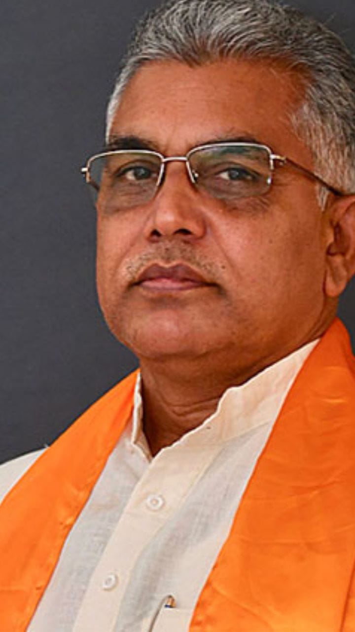 আমাদের বাঙালি দেখাতে হয় না, আমরা বাঙালিই আছি: দিলীপ ঘোষ