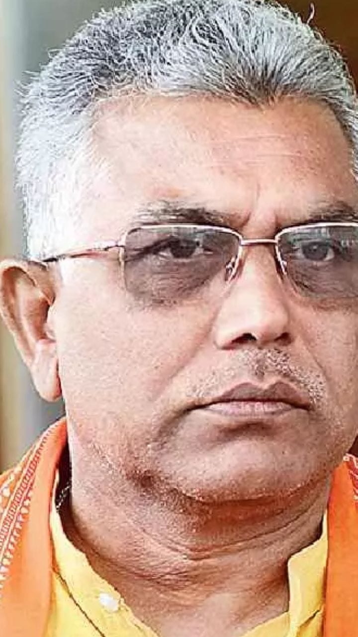 বিজেপির মুখ্যমন্ত্রী কে হবেন, বড় ইঙ্গিত দিলীপের। কার কথা বললেন দিলীপ?