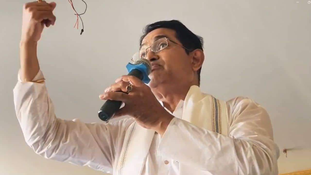 TMC Candidate Humayun Kabir: চামড়া ছাড়িয়ে ডুগডুগি তৈরি করে বাজাব, ডোমকলে হুঁশিয়ারি তৃণমূলের হুমায়ুনের