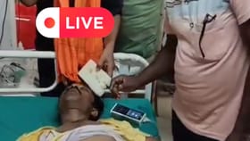 Live:৩টে পর্যন্ত ভোট ৭৮.৭৭ শতাংশ, বিকেল ৪টের পর ঝামেলার আশঙ্কা কমিশনের