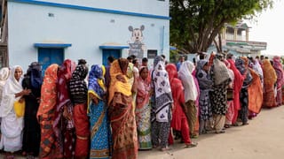 First phase election: প্রথম দফার ভোটে কোনও বুথে পুনর্নির্বাচন হবে? জানিয়ে দিল কমিশন