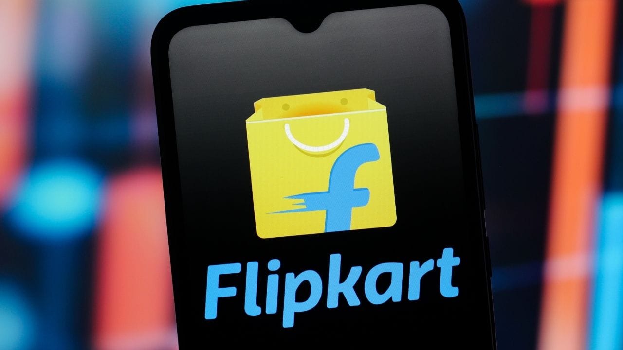 ফ্লিপকার্টের সেলো এসবিআই ক্রেডিট কার্ডে ইন্সট্যান্ট ১০ শতাংশ ডিসকাউন্ট পাওয়া যাবে। ইএমআই পেমেন্ট করলেও এই ডিসকাউন্ট পাওয়া যাবে। প্রিমিয়াম ইউজাররা সর্বাধিক ১৫ শতাংশ ব্যাঙ্ক ডিসকাউন্ট পাবেন। আবার ফ্লিপকার্টের ব্ল্য়াক মেম্বাররা এক্সক্লুসিভ ডিল ও ডিসকাউন্টও পাওয়া যাবে।   