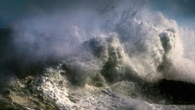 সুনামি আছড়ে পড়ল জাপানে, এবার আরও ভয়াবহ ভূমিকম্পের সতর্কবার্তা