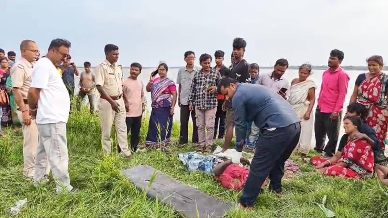 BJP worker dead body recovered: হলদিয়ায় মোদীর সভার আগে বিজেপি কর্মীর রক্তাক্ত দেহ উদ্ধার, খুনের অভিযোগ