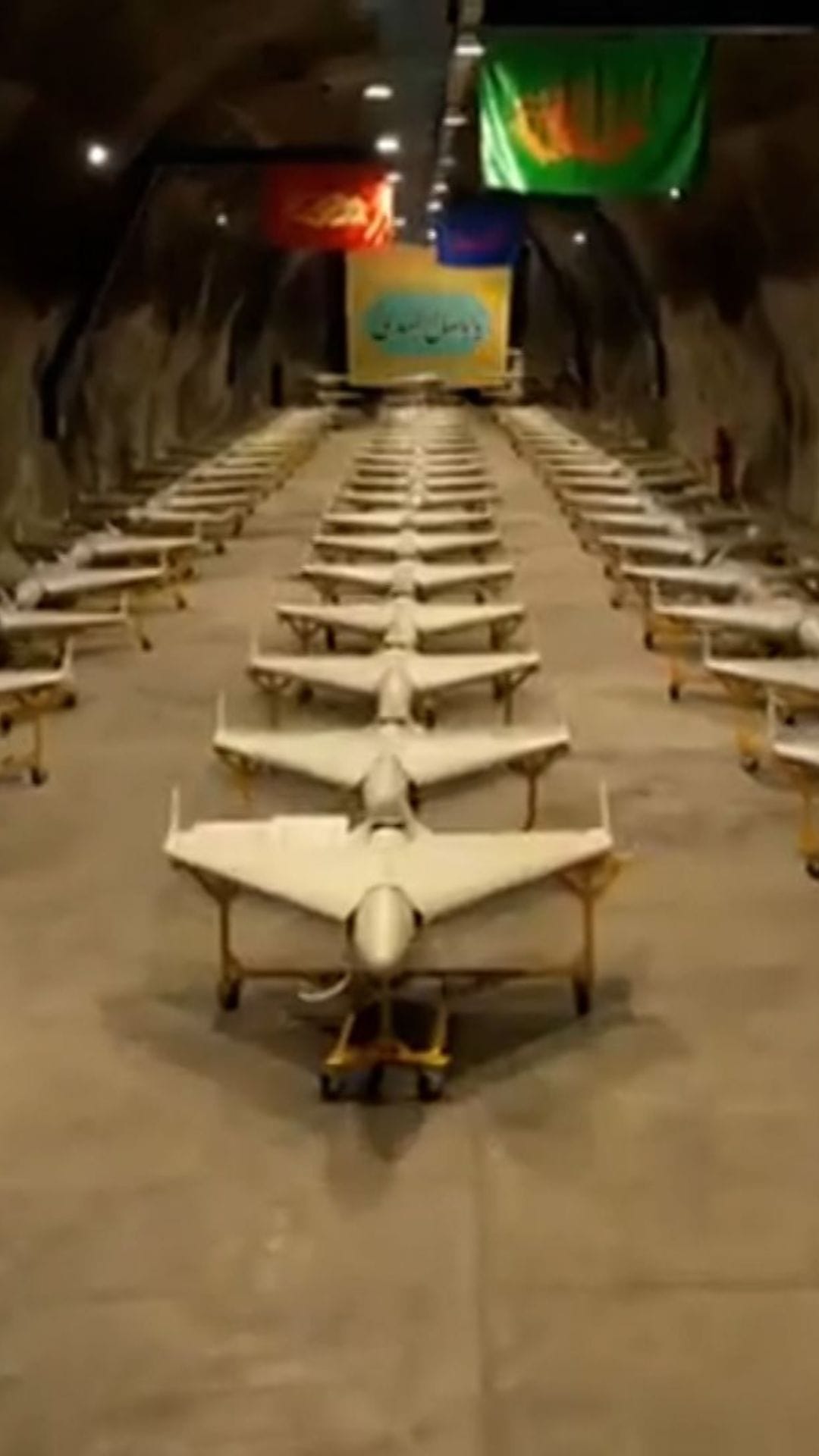 আমেরিকা-ইজরায়েল কেন বুঝতেই পারছে না কখন কোন দিক থেকে ধেয়ে আসবে ইরানের ড্রোন, জানেন?