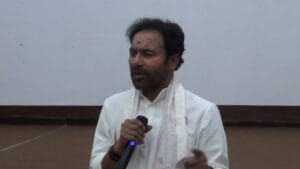 'ভুল করলে ভগবানও বাঁচাতে পারবে না', মন্তব্য কেন্দ্রীয় মন্ত্রীর