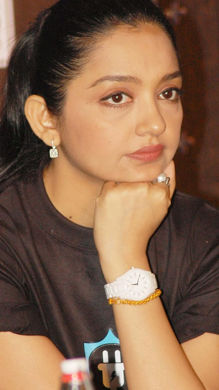 কিংবদন্তি গায়িকা আশা ভোঁসলের প্রয়াণে শোকাতুর জুন মালিয়া