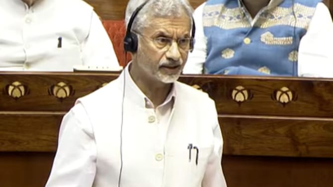 ডেডলাইন পার, হরমুজ়ের ভবিষ্যত কী? আজই ভোটাভুটি, ভারতের সিদ্ধান্ত কী?