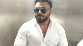 ৪ মাসে ৫০০ কোটি জমা অ্যাকাউন্টে! জয় কামদারের পিছনে একাধিক রাঘব বোয়াল?