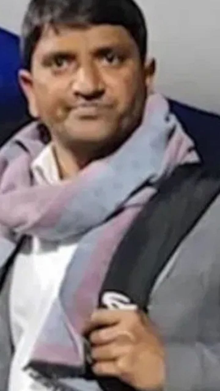 কালিয়াচকের ঘটনায় বিমানবন্দর থেকে গ্রেফতার মোফাক্কেরুল