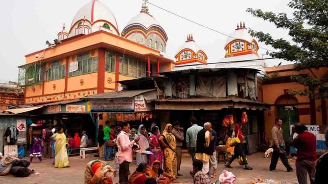 কালীঘাট মন্দিরে কোনও জমায়েত নয়, পুজো দিতে এলেও বসিয়ে রাখা হতে পারে ৬টা