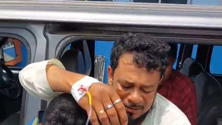 Zakir Khan attacked in Bankura: ভোট মিটতেই বাঁকুড়ার কোতুলপুরে তৃণমূলকে পেটাল তৃণমূল! Zakir Khan attacked in Bankura: ভোট মিটতেই বাঁকুড়ার কোতুলপুরে তৃণমূলকে পেটাল তৃণমূল!