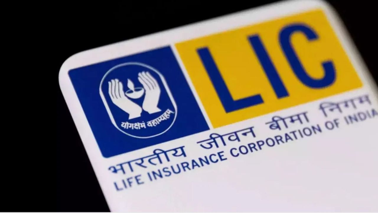 সংস্থার বোর্ড সোমবারের একটি বৈঠকে বসে। ওই বৈঠকে ১:১ অনুপাতে বোনাস শেয়ার প্রস্তাবে অনুমোদন দিয়েছে। যদিও এই প্রস্তাব কার্যকর করতে শেয়ারহোল্ডারদের সম্মতি প্রয়োজন। 