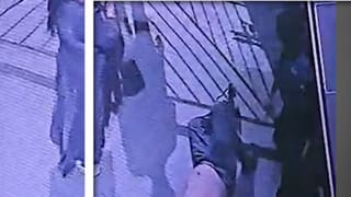 কীভাবে আবাসনে পিটিয়ে পিটিয়ে খুন করা হল… ভয়ঙ্কর সেই ঘটনার CCTV ফুটেজ প্রকাশ্যে