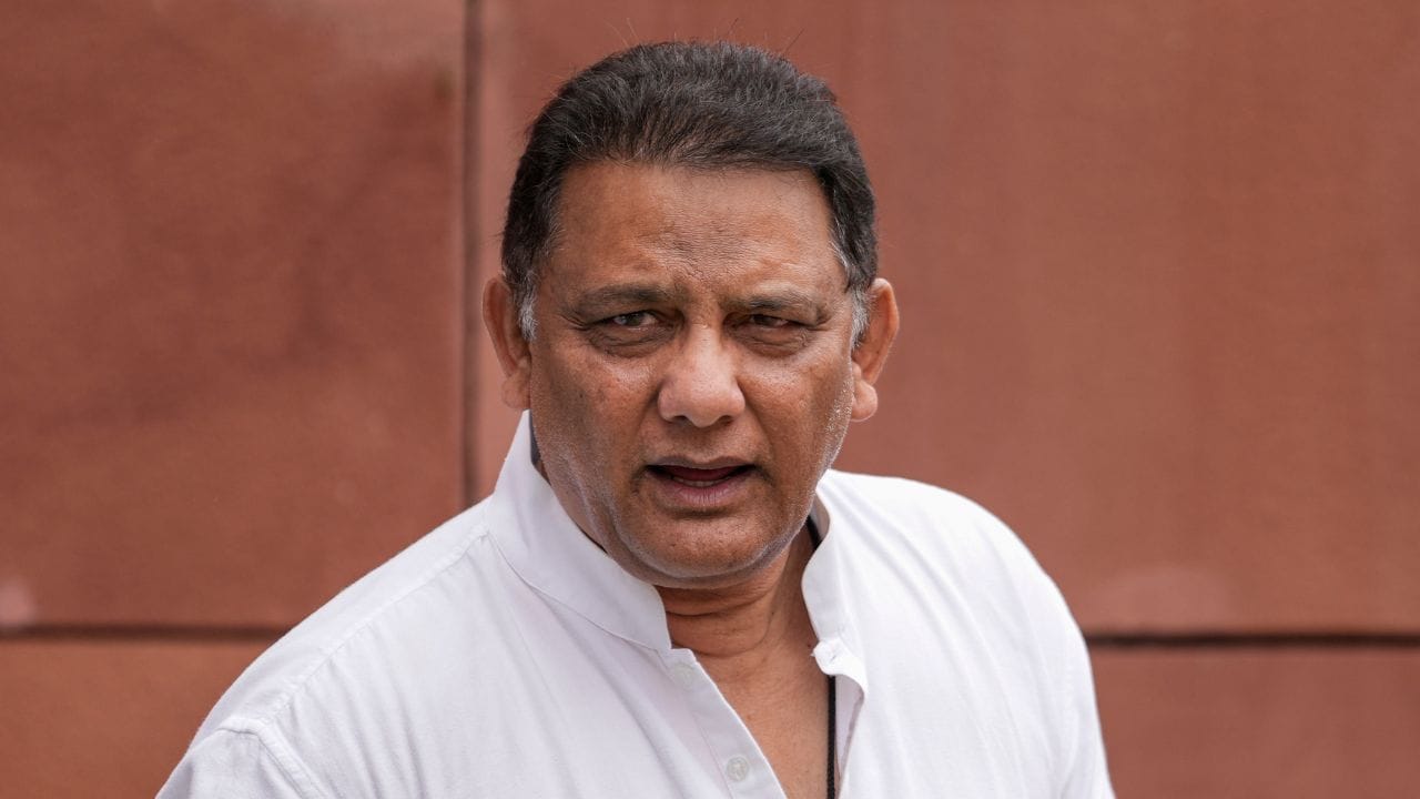 বহরমপুরে বড় চমক, ভোট প্রচারে আজহারউদ্দিন