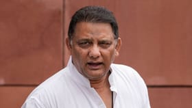 বহরমপুরে বড় চমক, ভোট প্রচারে আজহারউদ্দিন