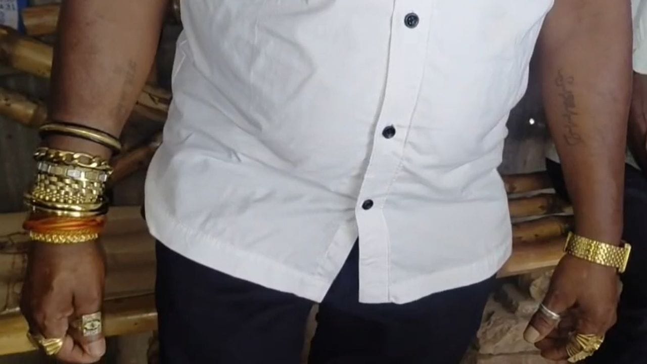 Large Image Gold Man 4