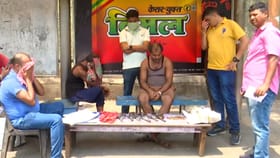 দিনের আলোয় শহরের বাসস্ট্যান্ডের কাছে যা ঘটল...