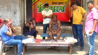 দিনের আলোয় শহরের বাসস্ট্যান্ডের কাছে যা ঘটল…