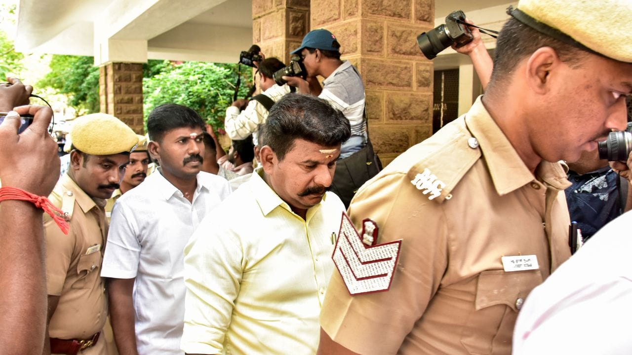 9 Tamil Nadu Cops Death Sentence: বাবা-ছেলেকে পিটিয়ে ‘খুন’, একসঙ্গে ৯ পুলিশ কর্মীকে ফাঁসির সাজা আদালতের