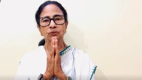 Mamata Banerjee on poll violence: ওরা হামলা করলেও আপনারা এক্ষুনি হামলাতে যাবেন না: মমতা...