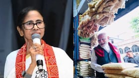'ঝাল' কমছে না ঝালমুড়ির, এবার তোপ মমতার