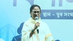 'প্রথম দফাতেই জয়ের শঙ্খনাদ', মোদীর দাবি উড়িয়ে কটাক্ষ মমতার