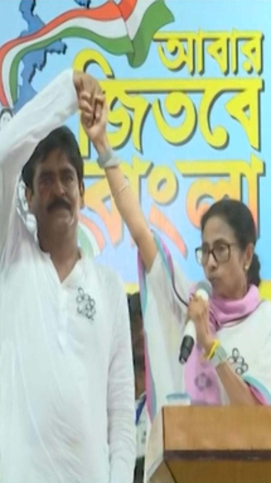 'খুন' হতে পারেন শওকত, ভাঙড়ে দাঁড়িয়ে বিস্ফোরক মমতা