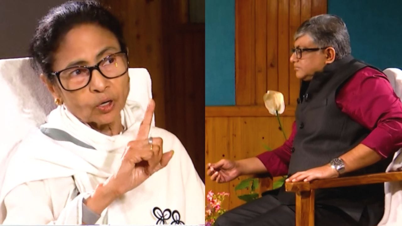 EXCLUSIVE Mamata Banerjee: ‘যোগীকে ওরা ভয় পায়’, ভোটের মুখে দাঁড়িয়ে গেরুয়া শিবিরের ‘যোগী-ফ্যাক্টর’ তুলে ধরলেন মমতা