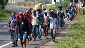 ঘরে ফেরার গান! ভোট দিতে ফিরছেন হাজার হাজার পরিযায়ী