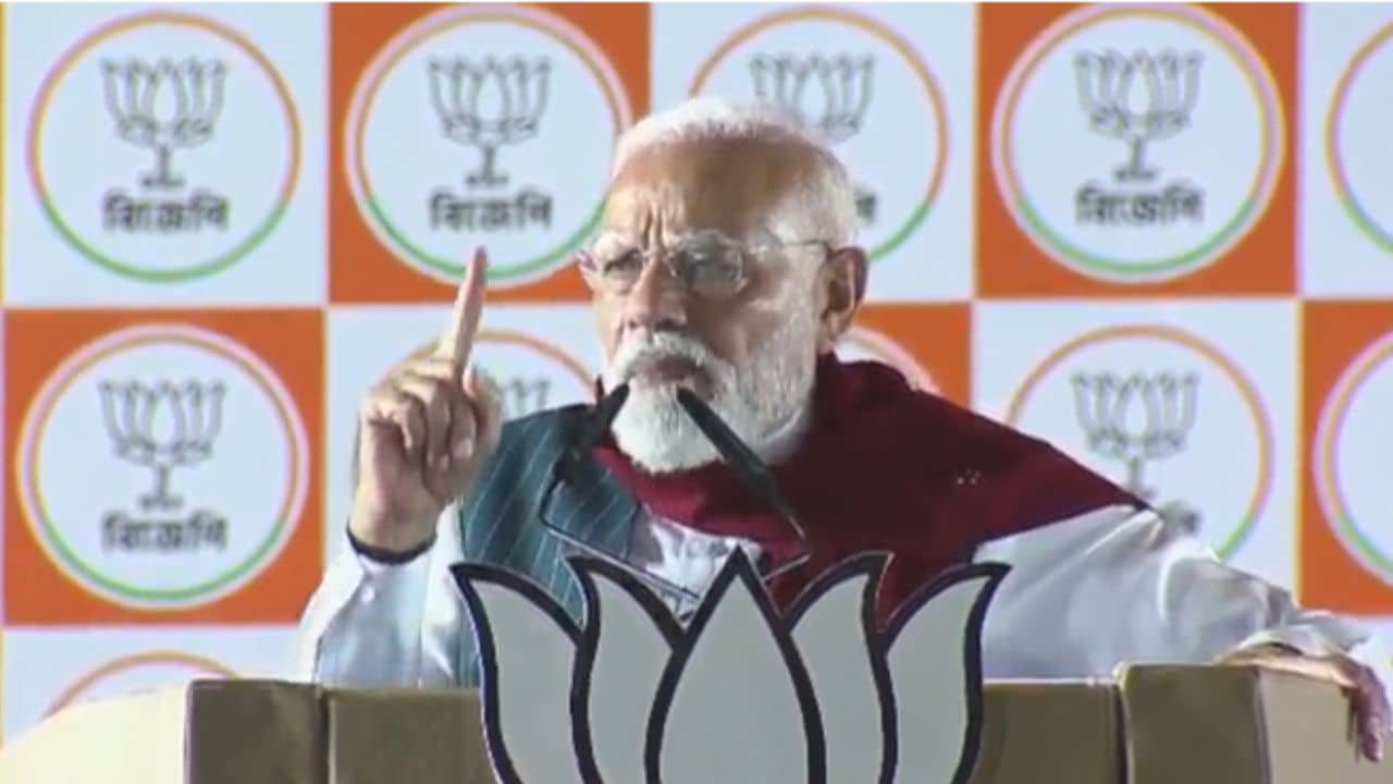 PM Narendra Modi: বিজেপির মুখ্যমন্ত্রী হলে দিন-রাত উন্নয়ন হবে: মোদী