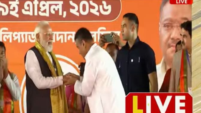 'নিশ্চিন্ত থাকুন', মোদীর সামনেই ভবানীপুরে জিতবার প্রতিশ্রুতি শুভেন্দুর