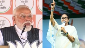 Live: মোদী-শাহের জোড়া সভা, ভবানীপুরে জনসংযোগ সারবেন মমতা