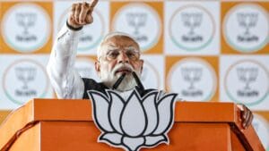 মতুয়া ঠাকুরবাড়িতে পুজো দিয়ে প্রচারে মোদী